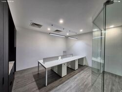 North Bridge Centre (D7), Office #626069161